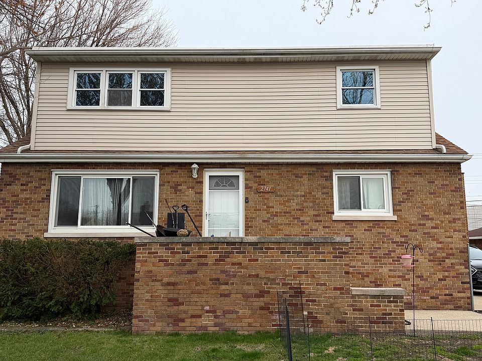 1st image of 2741 White Oak Ave APT 2