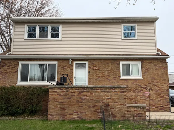 2741 White Oak Ave APT 2, Whiting, IN 46394