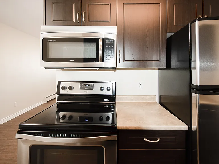 333 Edison Ave #201 — Photo 7