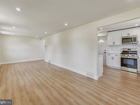 5th image of 5545 Cedar Ave