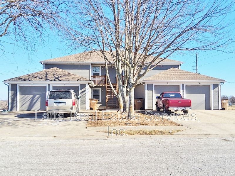 1st image of 521 Sky Vue Dr APT A