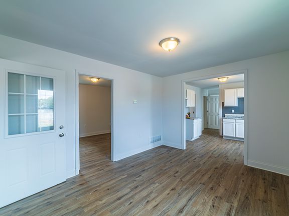 3rd image of 2963 W 12th Ave