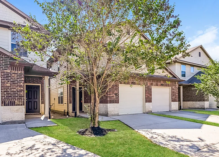 12128 Pia Dr — Photo 3