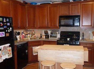 4053 N Kenmore Ave #GN, Chicago, IL 60613