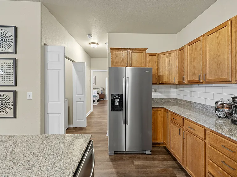2bd 2ba - Premium Unit