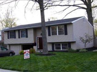 2738 Martha Ct, Grove City, OH
