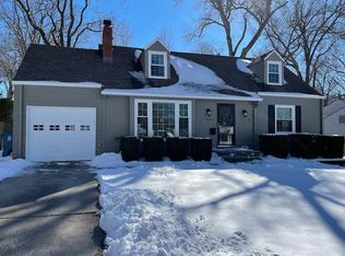 4517 W 76th St, Prairie Village, KS 66208