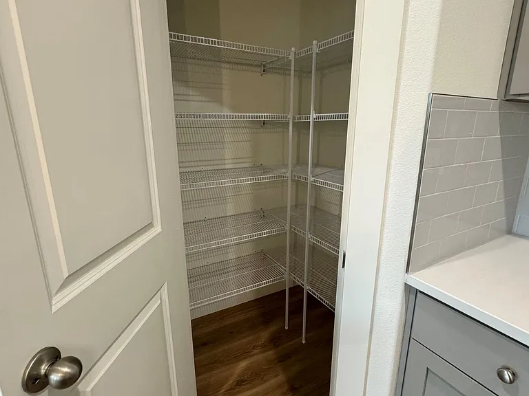 6926 N Madison Cir — Photo 12