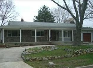 6 Shirley Ct, Commack, NY 11725