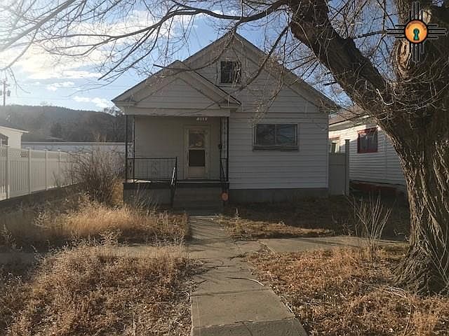 1st image of 528 N 3rd St