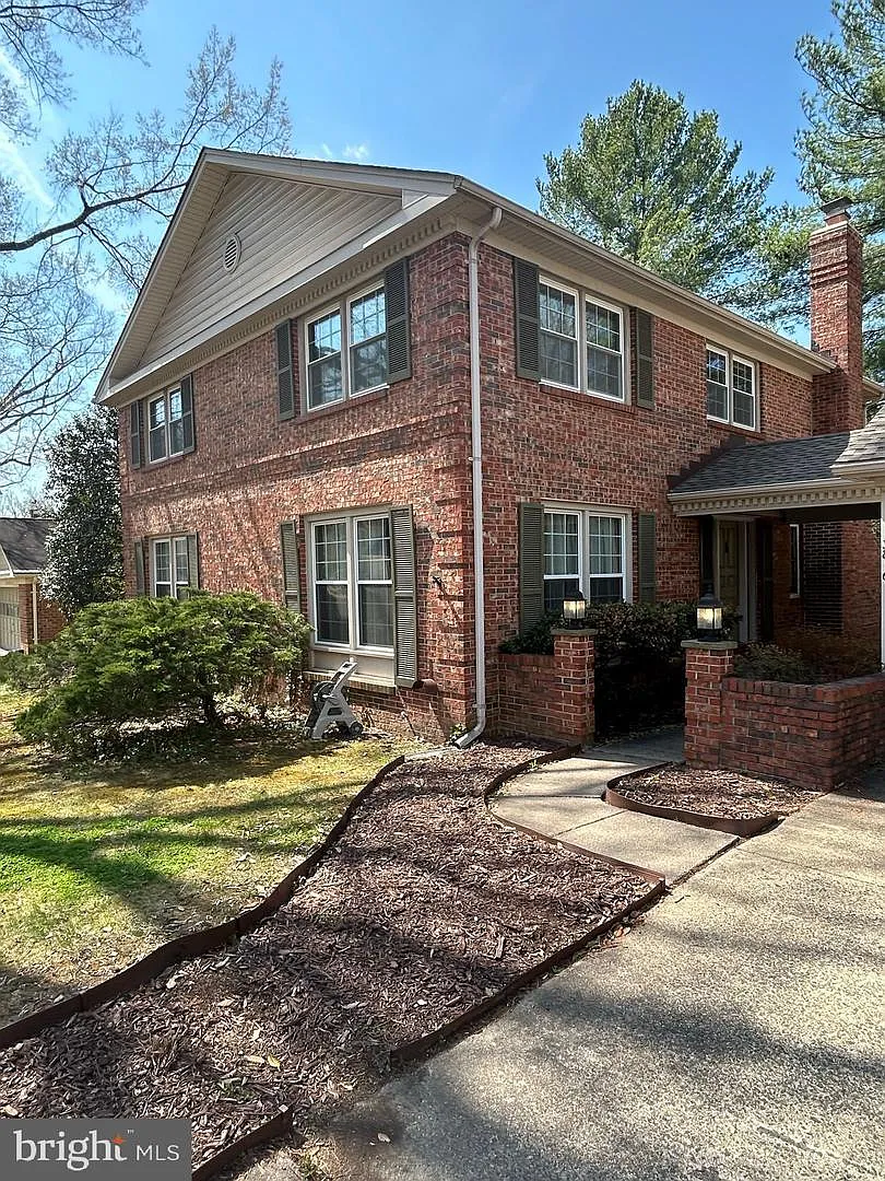 3816 Ridgelea Drive - 1 — Photo 1