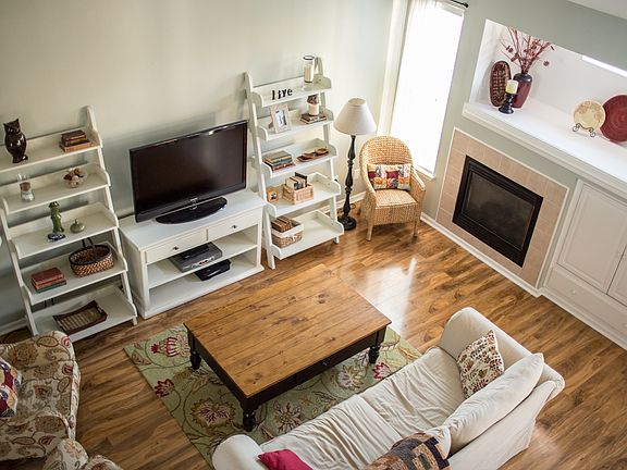 2nd image of 3813 Wenlock Ct