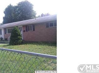 109 Belmont Dr, South Toms River, NJ 08757