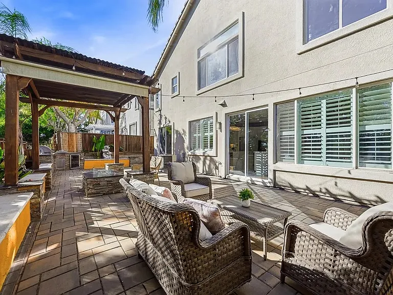 6569 Alyssa Dr — Photo 37