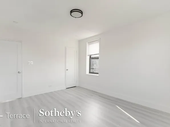 88-10 34th Avenue image 3 of 17