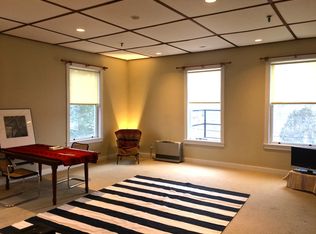 10 Summer St #3, Rockport, ME 04856