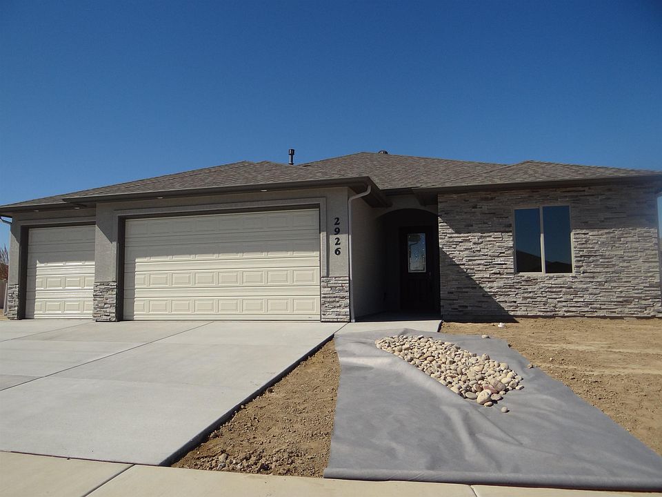 1st image of 2926 Brodick Way