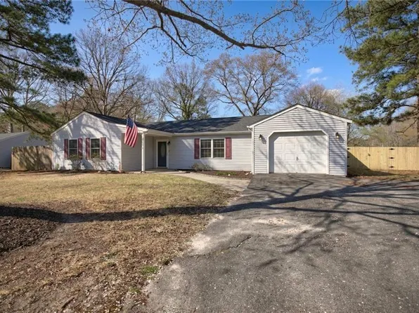 7170 Hopkins Cir, Gloucester, VA 23061