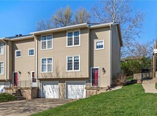 7148 N Kingston Ct, Kansas City, MO 64119