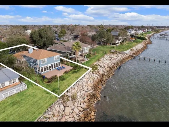 232 Garfield St, La Porte, TX 77571