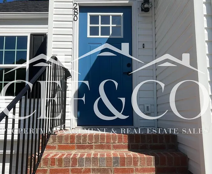280 Alexander Ave — Photo 4