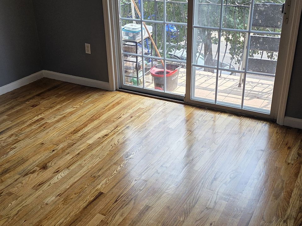 1st image of 135 Seymour Ave APT 1