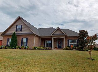 1135 Linford Cir, Alcoa, TN 37701