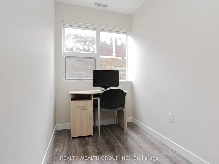288 Albert St #113 — Photo 20