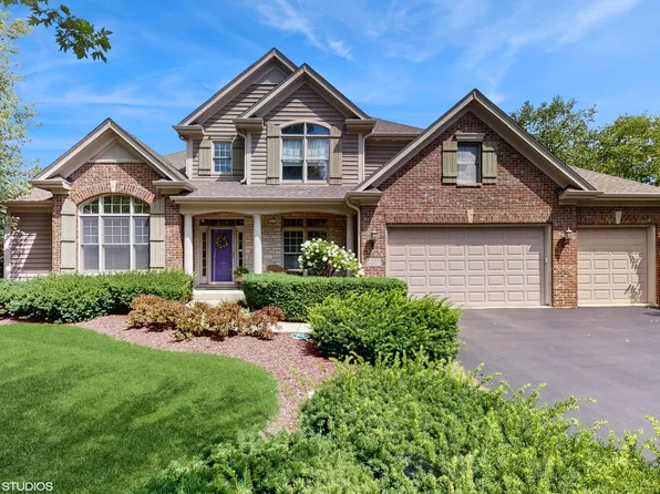 3459 Wild Prairie Ln, Geneva, IL 60134