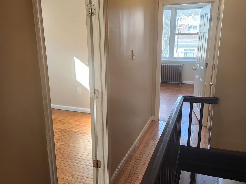 1st image of 1228 Wagner Ave APT 2