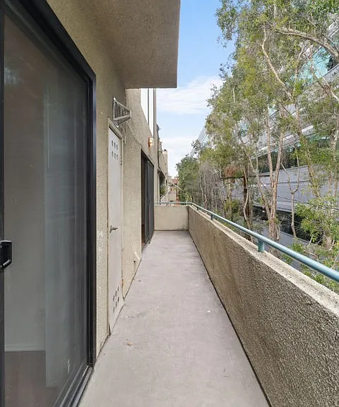 1619 S Bentley Ave #304 — Photo 23