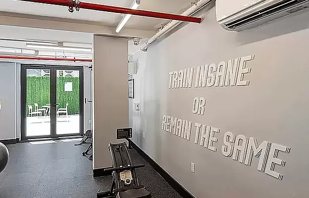 Rented by REAL New York | media 22