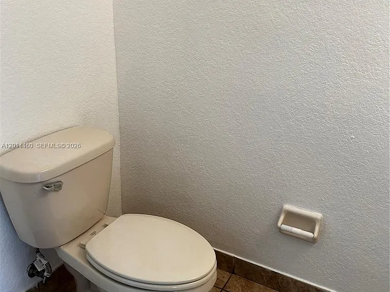 4906 SW 141st Ave #4 — Photo 7