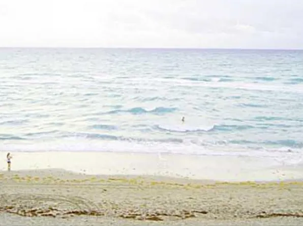 3725 Ocean Dr #401, Hollywood, FL 33019