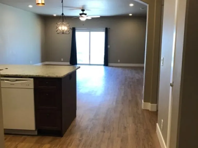 387 Arrowhead Path — Photo 3