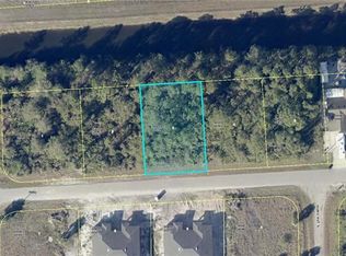 1113 Augusta St E, Lehigh Acres, FL 33974