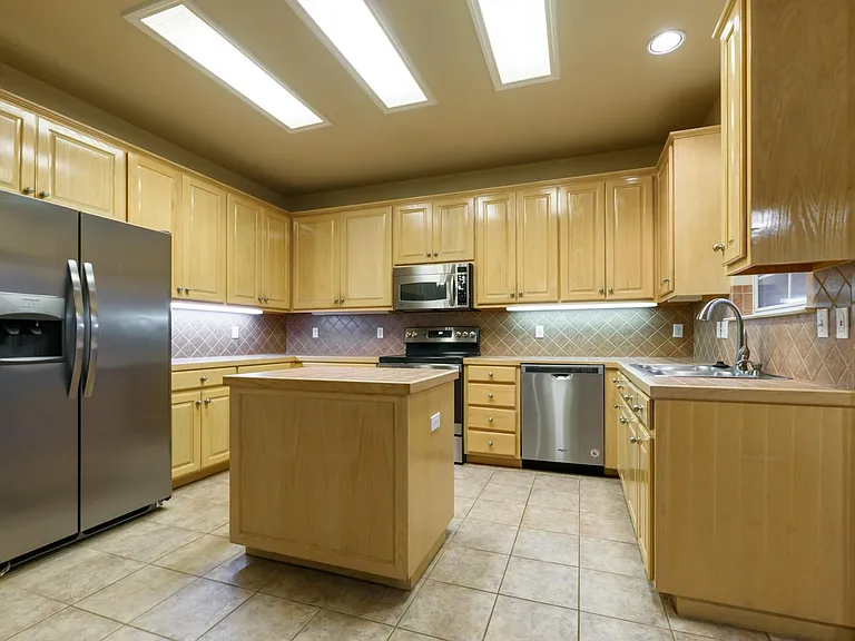 Refrigerator stays.
