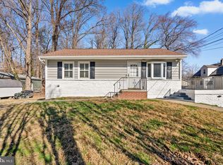 6110 Skyline Ter, Suitland, MD 20746