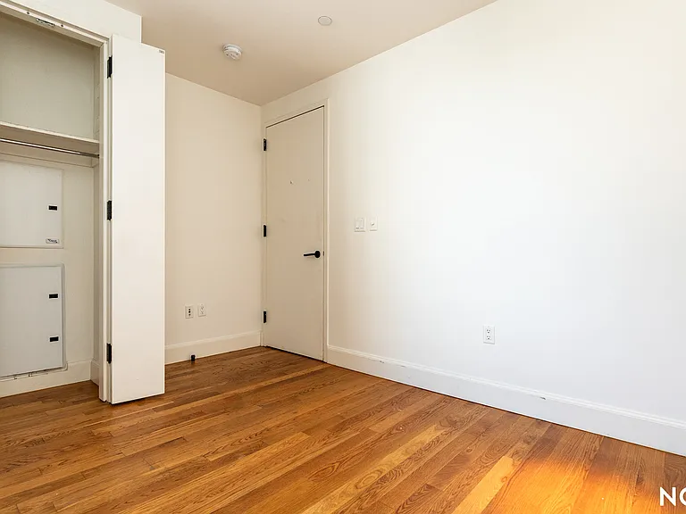 1 Duffield St #325 — Photo 7