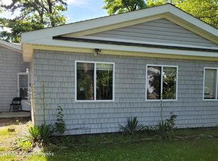 48 Chestnut St, Waretown, NJ 08758