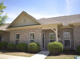 525 W Mossyleaf Dr SW, Huntsville, AL 35824