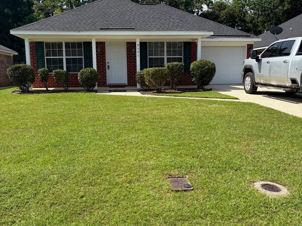 8393 Oak Pointe Ct