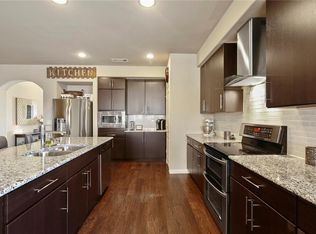 2101 Blakehill Dr, Heartland, TX 75126