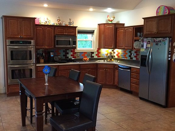 2nd image of 1622 Hicks Dr