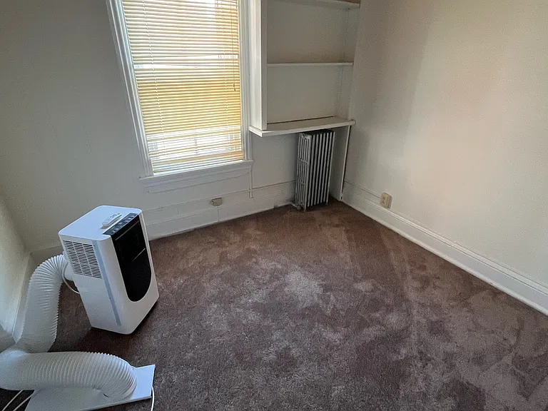 48 Chestnut St #2 — Photo 5