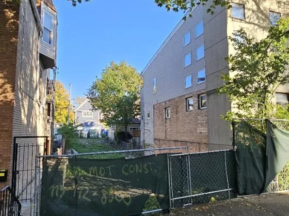 1729 N Wolcott Ave, Chicago, IL 60622