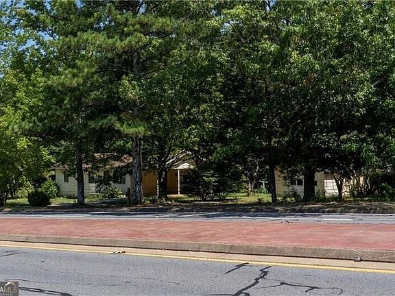 2nd image of 4556 Wade Green Rd NW