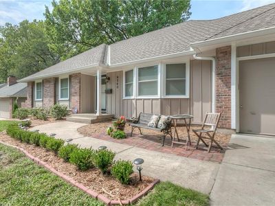 9540 Riggs St, Overland Park, KS, 66212