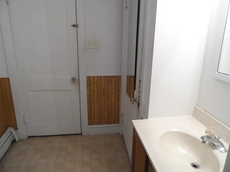 44 S 2nd St #1 — Photo 14