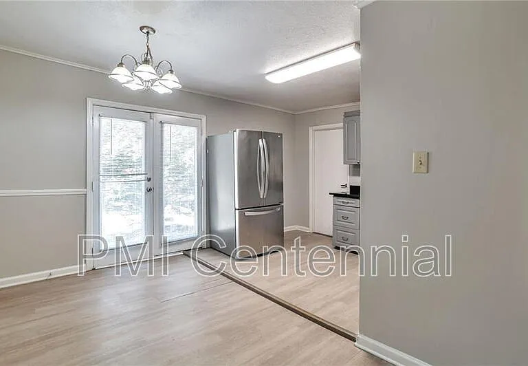 484 Evergreen Dr — Photo 5